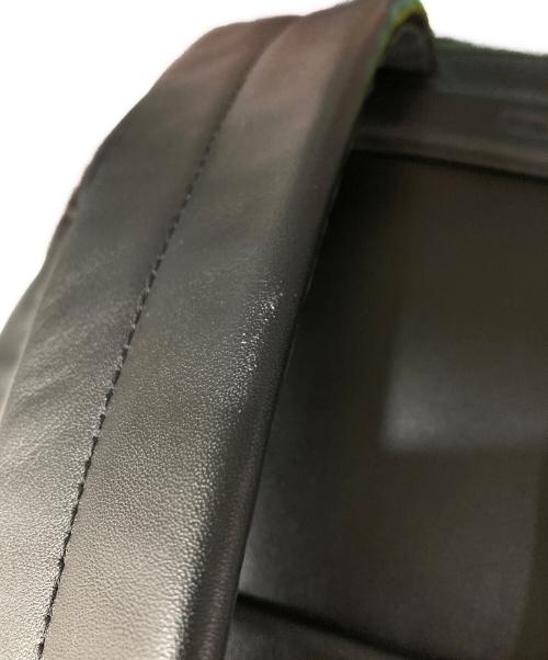 TUMI（トゥミ）TUMI (トゥミ) ミディアム・バックパック ブラックの古着・服飾アイテム
