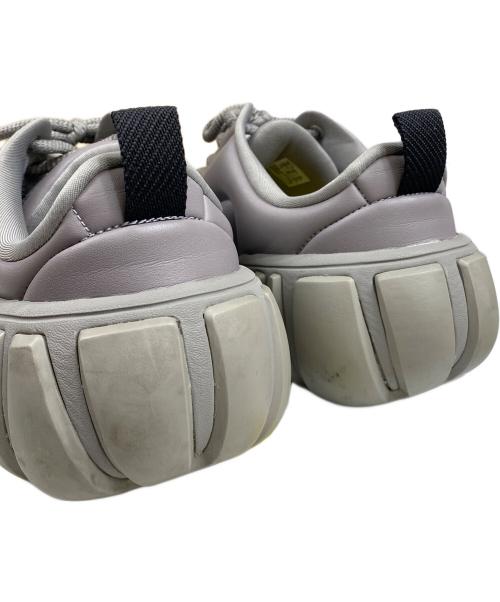 Onitsuka Tiger（オニツカタイガー）Onitsuka Tiger (オニツカタイガー) DENTIGRE PUFF/ローカットスニーカー グレー サイズ:SIZE 26.5cmの古着・服飾アイテム