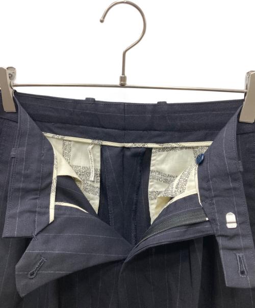 m's braque（エムズブラック）M'S BRAQUE (エムズブラック) チョークストライプスラックス ネイビー サイズ:36の古着・服飾アイテム