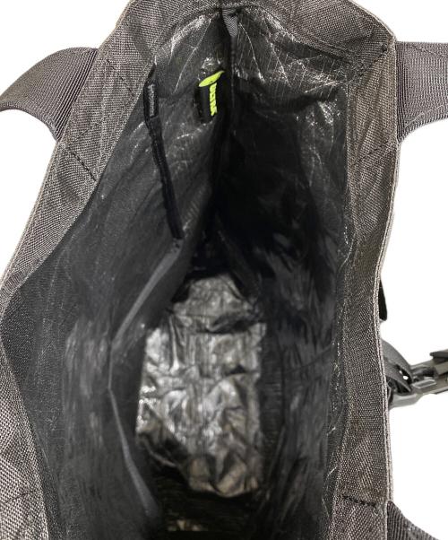 AER（エアー）Aer (エアー) Simple Tote Ultraトートバッグ ブラックの古着・服飾アイテム