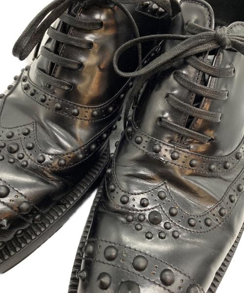 PRADA（プラダ）PRADA (プラダ) 18AW ウイングチップ スタッズ シューズ ブラック サイズ:38の古着・服飾アイテム