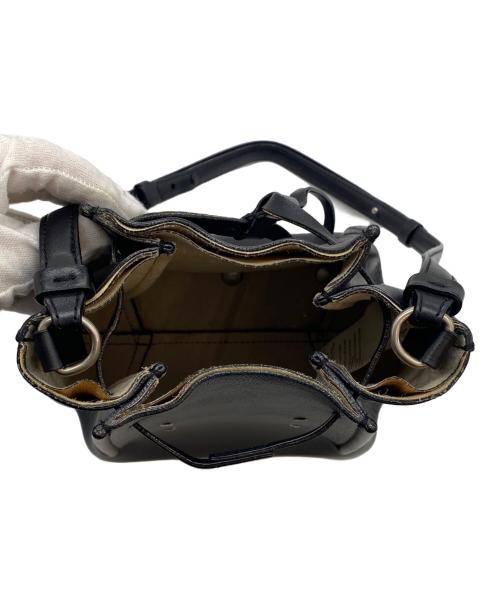 Maison Margiela 11（メゾンマルジェラ 11）Maison Margiela 11 (メゾンマルジェラ 11) バケット型ショルダーバッグ バケットバッグ Small Bucket Bag ブラックの古着・服飾アイテム