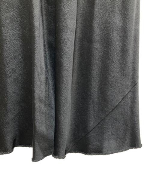 Maison Margiela（メゾンマルジェラ）Maison Margiela (メゾンマルジェラ) ARTISANAL SATIN MIDI SKIRT サテンミディスカート ブラック サイズ:42の古着・服飾アイテム