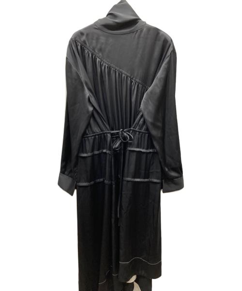 3.1 phillip lim（スリーワンフィリップリム）3.1 phillip lim (スリーワンフィリップリム) Long Sleeve Scarf Neck Asymmetrical Scarf スカーフデザインアシンメトリーワンピース ブラック サイズ:２の古着・服飾アイテム