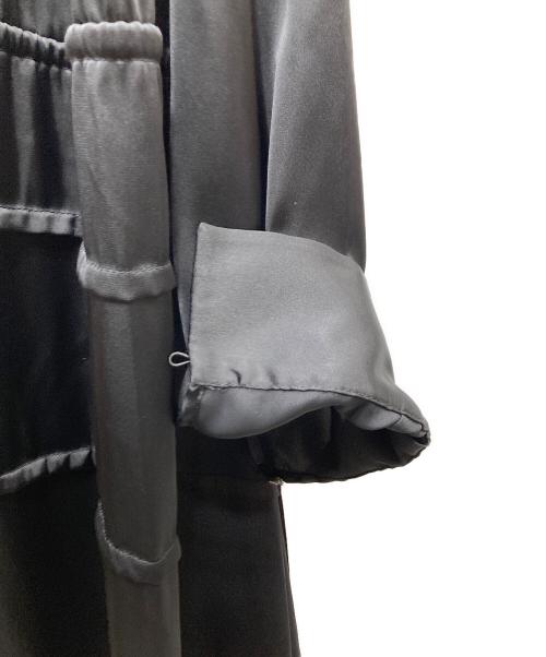 3.1 phillip lim（スリーワンフィリップリム）3.1 phillip lim (スリーワンフィリップリム) Long Sleeve Scarf Neck Asymmetrical Scarf スカーフデザインアシンメトリーワンピース ブラック サイズ:２の古着・服飾アイテム