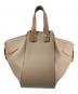 LOEWE (ロエベ) ハンモックバッグ スモール サンド：140000円