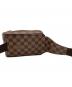LOUIS VUITTON (ルイ ヴィトン) ボディーバッグ ブラウン：77000円
