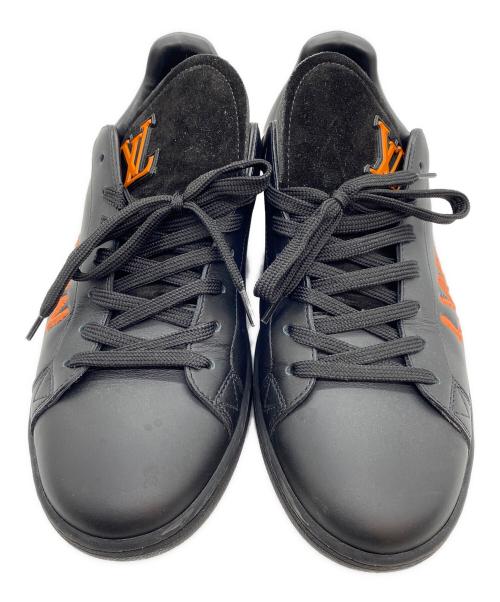 LOUIS VUITTON（ルイ ヴィトン）LOUIS VUITTON (ルイ ヴィトン) ルクセンブルグ サモトラケライン ローカットスニーカー ブラック×オレンジ サイズ:6 1/2の古着・服飾アイテム