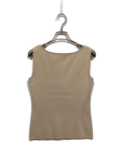 FOXEY NEWYORK（フォクシーニューヨーク）FOXEY NEWYORK (フォクシーニューヨーク) ノースリーブニット ベージュ サイズ:38の古着・服飾アイテム