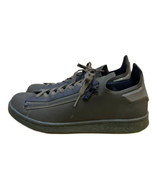 Y-3（ワイスリー）Y-3 (ワイスリー) スタンジップ ローカットスニーカー グレー×カーキ サイズ:26cmの古着・服飾アイテム