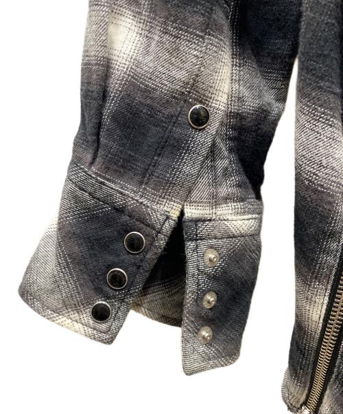 TAKAHIROMIYASHITA TheSoloIst.（タカヒロミヤシタ ザソロイスト）TAKAHIROMIYASHITA TheSoloIst. (タカヒロミヤシタ ザソロイスト) Side Back Zip Not Western Shirt/ウエスタンチェックシャツ ブラック×アイボリー サイズ:46の古着・服飾アイテム