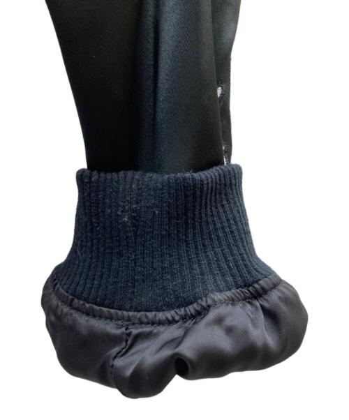 Thee Hysteric XXX（ジィ ヒステリックトリプルエックス）Thee Hysteric XXX (ジィ ヒステリックトリプルエックス) 刺繍 レーヨンスカジャン ブラック サイズ:Sの古着・服飾アイテム