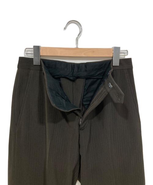 ARMANI COLLEZIONI（アルマーニ コレツィオーニ）ARMANI COLLEZIONI (アルマーニ コレツィオーニ) セットアップスーツ ブラウン サイズ:46の古着・服飾アイテム