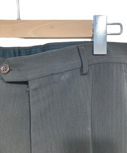 ARMANI COLLEZIONI（アルマーニ コレツィオーニ）ARMANI COLLEZIONI (アルマーニ コレツィオーニ) セットアップスーツ ブラウン サイズ:46の古着・服飾アイテム