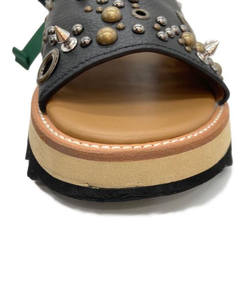 KOLOR（カラー）KOLOR (カラー) 25SS スタッズ レザーサンダル ブラック×ベージュ サイズ:26.5cmの古着・服飾アイテム