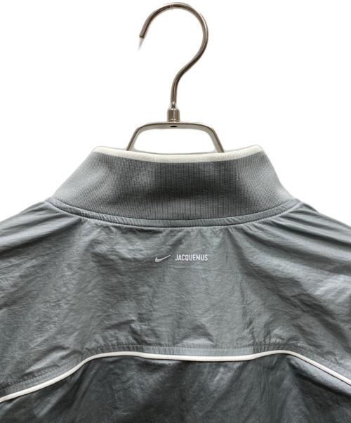 NIKE（ナイキ）NIKE (ナイキ) jacquemus (ジャックムス) トラックジャケット グレー サイズ:XLの古着・服飾アイテム