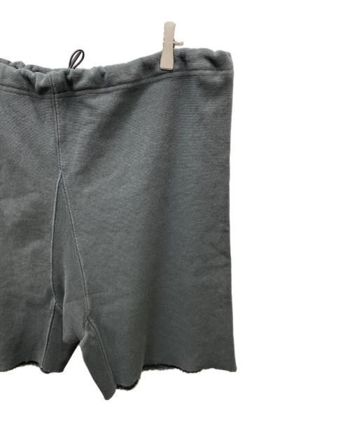 Maison Margiela 1（メゾンマルジェラ 1）Maison Margiela 1 (メゾンマルジェラ 1) 4ステッチリラックススウェットショートパンツ ダークグレー (Dark grey) サイズ:44の古着・服飾アイテム