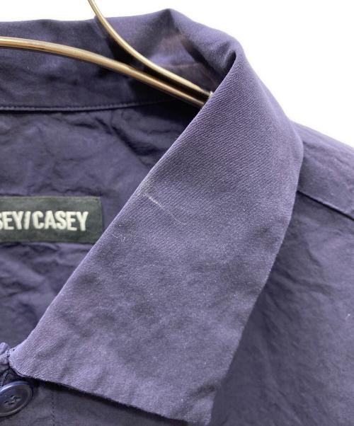 CASEY CASEY（ケーシーケーシー）CASEY CASEY (ケーシーケーシー) VOLT SHIRT ヴォルトシャツ ネイビー サイズ:Ｍの古着・服飾アイテム
