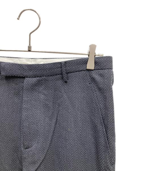 seya.（セヤ）seya. (セヤ) 25SS SUMMER HERRINGBONE TOTSUKAWA PANTS スラックス ブルー×グレー サイズ:3 未使用品の古着・服飾アイテム