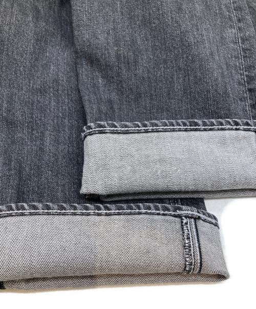 EMPORIO ARMANI（エンポリオアルマーニ）EMPORIO ARMANI (エンポリオアルマーニ) デニムパンツ　3Y1J65 1DBPZ ブラック サイズ:32の古着・服飾アイテム