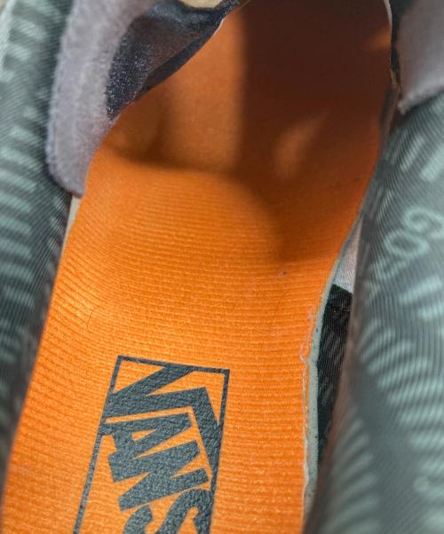 VANS（ヴァンズ）VANS (ヴァンズ) MTE CROSSPATH XC 防水スニーカー グレー×オレンジ サイズ:27.5cmの古着・服飾アイテム