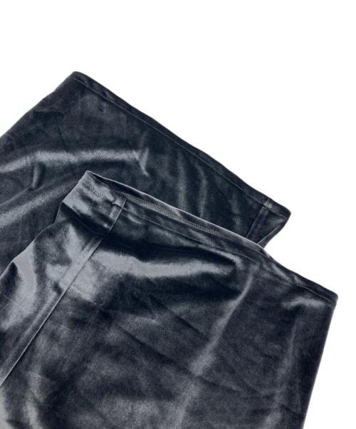 YAECA（ヤエカ）YAECA (ヤエカ) Fastener slit velours jumpsuit / ファスナースリットジャンプスーツ グレー サイズ:38の古着・服飾アイテム