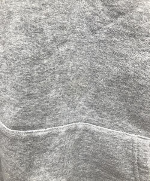 SUPREME（シュプリーム）Supreme (シュプリーム) Contrast Hooded Sweatshirt グレー×レッド サイズ:Sの古着・服飾アイテム