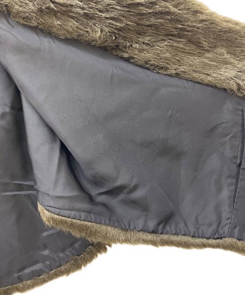 COMME des GARCONS（コムデギャルソン）COMME des GARCONS (コムデギャルソン) エコファーケープ オリーブの古着・服飾アイテム