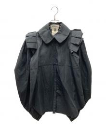 HAENGNAE（ヘンネ）の古着「フリルショルダーシャツブラウス」｜ブラック