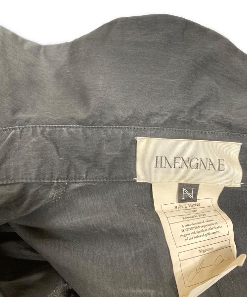 HAENGNAE（ヘンネ）HAENGNAE (ヘンネ) フリルショルダーシャツブラウス ブラック サイズ:Freeの古着・服飾アイテム