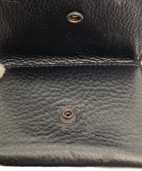 CALEE（キャリー）CALEE (キャリー) PLANE LEATHER MULTI WALLET STUDS CHARM スタッズチャーム付きレザーウォレット ブラックの古着・服飾アイテム