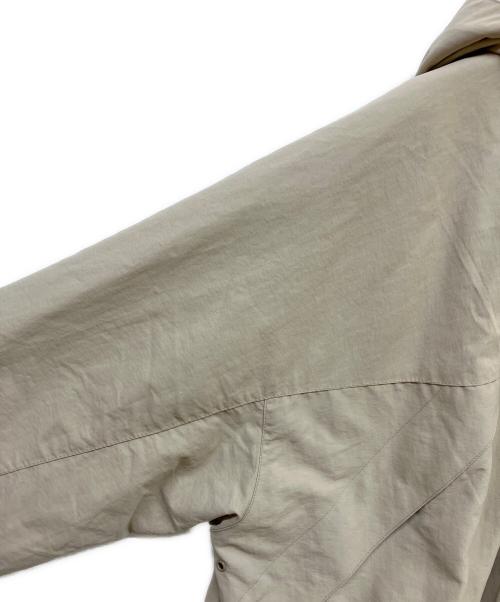 Spick and Span（スピック＆スパン）Spick and Span (スピック＆スパン) WILD THINGS (ワイルドシングス) フーデッドジャケット ベージュ サイズ:Lの古着・服飾アイテム