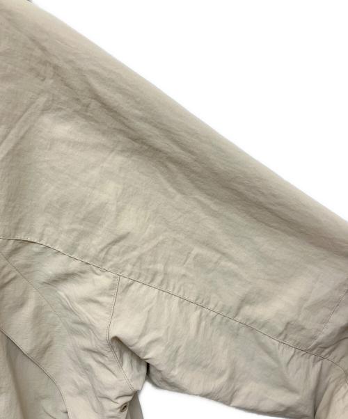 Spick and Span（スピック＆スパン）Spick and Span (スピック＆スパン) WILD THINGS (ワイルドシングス) フーデッドジャケット ベージュ サイズ:Lの古着・服飾アイテム