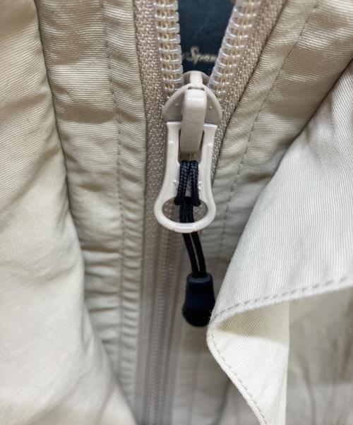 Spick and Span（スピック＆スパン）Spick and Span (スピック＆スパン) WILD THINGS (ワイルドシングス) フーデッドジャケット ベージュ サイズ:Lの古着・服飾アイテム