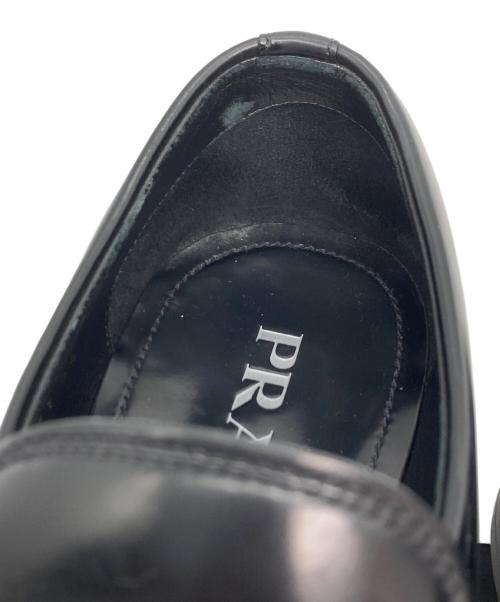 PRADA（プラダ）PRADA (プラダ) ブラッシュドレザー ローファー ブラック サイズ:SIZE 5 1/2の古着・服飾アイテム