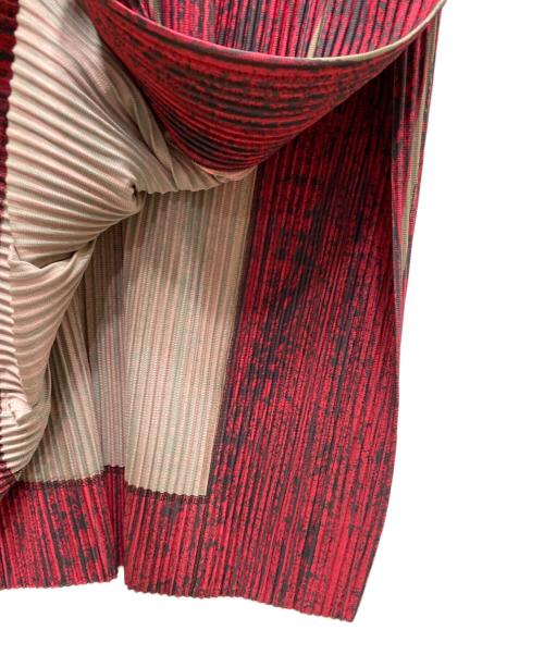 HOMME PLISSE ISSEY MIYAKE（オム プリッセ イッセイ ミヤケ）HOMME PLISSE ISSEY MIYAKE (オム プリッセ イッセイ ミヤケ) Red Grass Field Tunic レッド サイズ:SIZEの古着・服飾アイテム