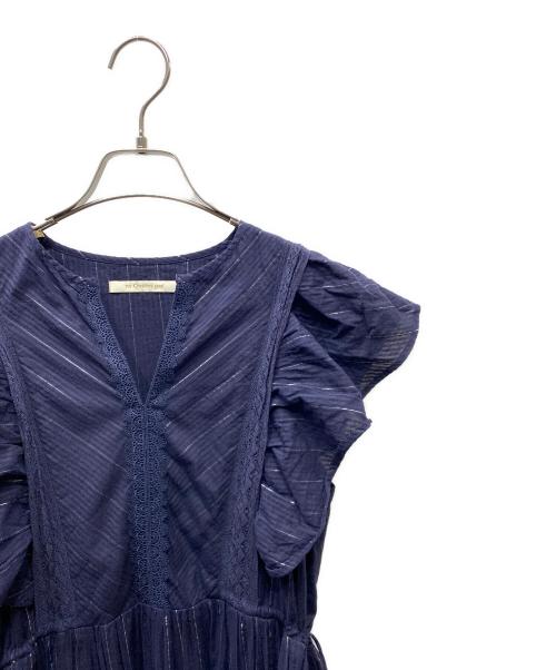 ne quittez pas（ヌキテパ）ne quittez pas (ヌキテパ) Cotton Lurex Stripe Frill Sleeve Dress ラメストライプフリルワンピース ネイビー サイズ:SIZE Mの古着・服飾アイテム