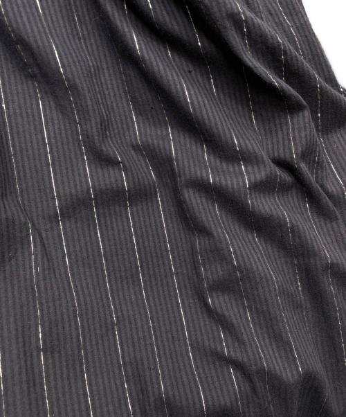 ne quittez pas（ヌキテパ）ne quittez pas (ヌキテパ) Cotton Lurex Stripe Frill Sleeve Dress ラメストライプフリルワンピース ネイビー サイズ:SIZE Mの古着・服飾アイテム