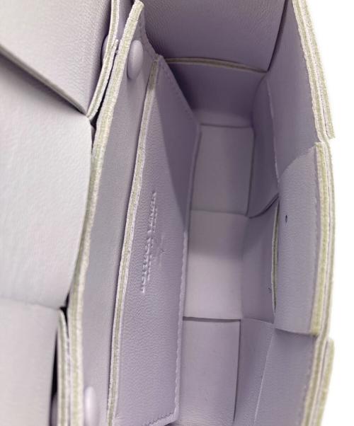 BOTTEGA VENETA（ボッテガベネタ）BOTTEGA VENETA (ボッテガベネタ) キャンディカセットショルダーバッグ ホワイトの古着・服飾アイテム