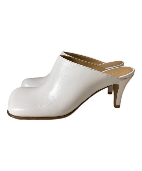 BOTTEGA VENETA（ボッテガベネタ）BOTTEGA VENETA (ボッテガベネタ) Bloc Mules ブロックミュール ホワイト サイズ:SIZE 35 1/2の古着・服飾アイテム