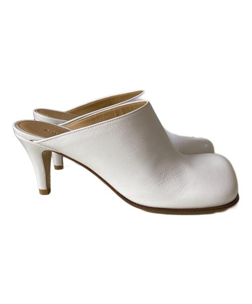 BOTTEGA VENETA（ボッテガベネタ）BOTTEGA VENETA (ボッテガベネタ) Bloc Mules ブロックミュール ホワイト サイズ:SIZE 35 1/2の古着・服飾アイテム