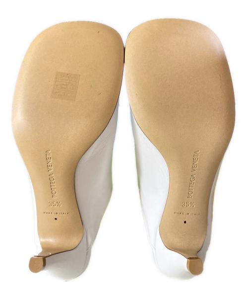 BOTTEGA VENETA（ボッテガベネタ）BOTTEGA VENETA (ボッテガベネタ) Bloc Mules ブロックミュール ホワイト サイズ:SIZE 35 1/2の古着・服飾アイテム