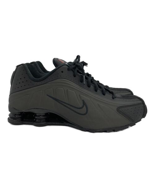 NIKE（ナイキ）NIKE (ナイキ) SHOX R4 BLACK/BLACK-BLACK-BRIGHT CRIMSON ショックス ブラック サイズ:27.5の古着・服飾アイテム