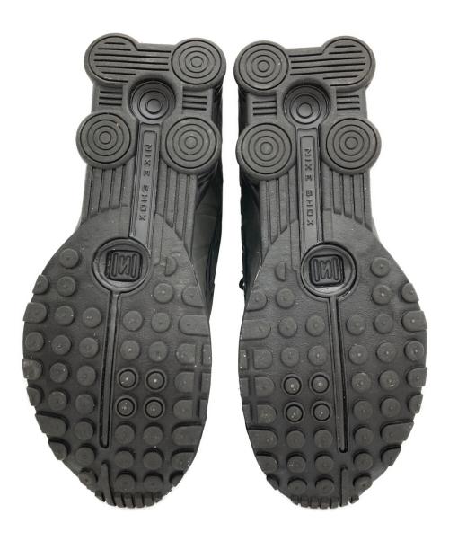 NIKE（ナイキ）NIKE (ナイキ) SHOX R4 BLACK/BLACK-BLACK-BRIGHT CRIMSON ショックス ブラック サイズ:27.5の古着・服飾アイテム