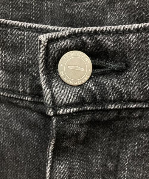 THE NEWHOUSE（ザ ニューハウス）THE NEWHOUSE (ザ ニューハウス) TNH JEANS バックジップデニムパンツ ブラック サイズ:26の古着・服飾アイテム