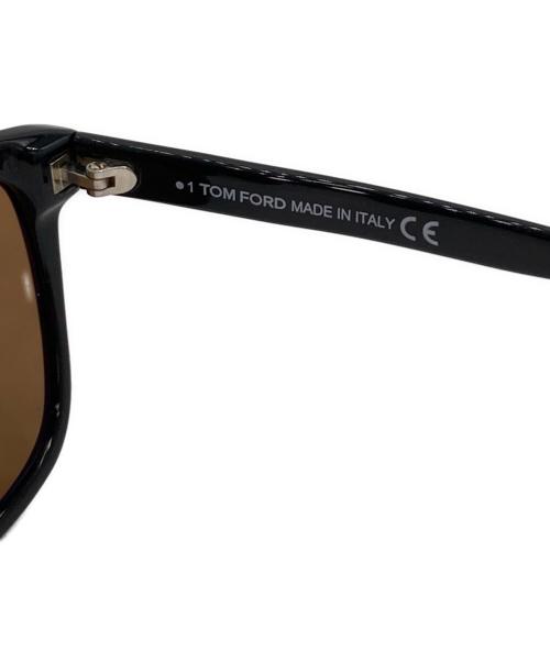 TOM FORD（トムフォード）TOM FORD (トムフォード) TF930 01E　サングラス ブラック×ブラウン サイズ:SIZE 56-19-145の古着・服飾アイテム