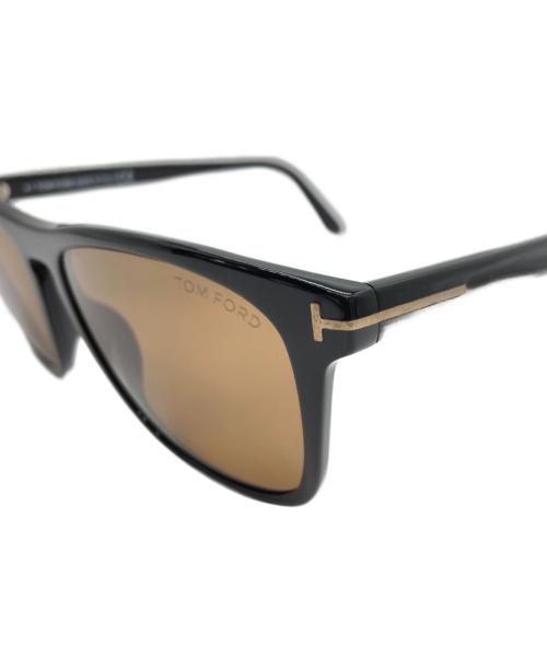 TOM FORD（トムフォード）TOM FORD (トムフォード) TF930 01E　サングラス ブラック×ブラウン サイズ:SIZE 56-19-145の古着・服飾アイテム