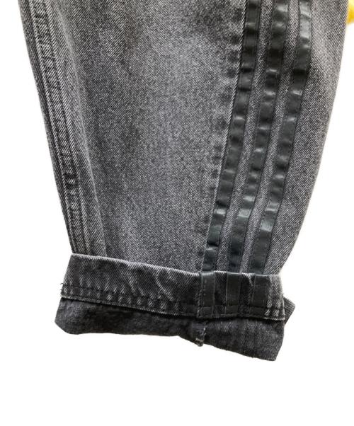 adidas（アディダス）adidas (アディダス) ADILENIUMシーズン3 バナナフィット ウォッシュドデニムパンツ ブラック サイズ:26の古着・服飾アイテム