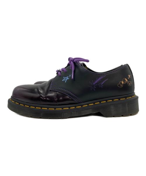 Dr.Martens（ドクターマーチン）Dr.Martens (ドクターマーチン) BT21 (ビーティーイシビル) 3ホールレザーシューズ ブラック×パープル サイズ:UK5の古着・服飾アイテム