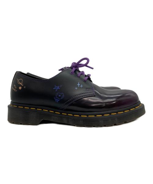 Dr.Martens（ドクターマーチン）Dr.Martens (ドクターマーチン) BT21 (ビーティーイシビル) 3ホールレザーシューズ ブラック×パープル サイズ:UK5の古着・服飾アイテム